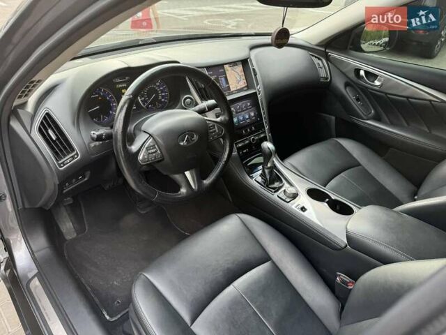 Серый Инфинити Q50, объемом двигателя 1.99 л и пробегом 190 тыс. км за 11900 $, фото 10 на Automoto.ua