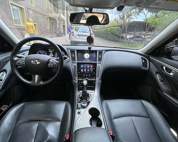 Серый Инфинити Q50, объемом двигателя 2.14 л и пробегом 172 тыс. км за 14500 $, фото 4 на Automoto.ua