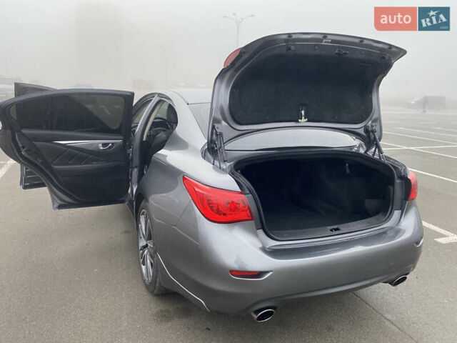 Серый Инфинити Q50, объемом двигателя 3 л и пробегом 178 тыс. км за 12999 $, фото 31 на Automoto.ua