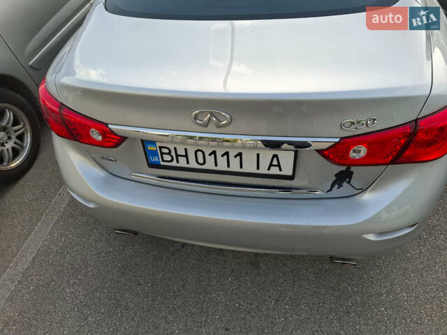 Серый Инфинити Q50, объемом двигателя 1.99 л и пробегом 81 тыс. км за 13900 $, фото 8 на Automoto.ua