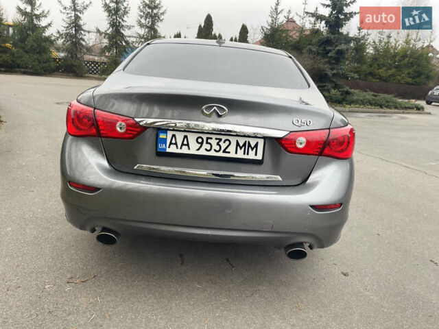 Серый Инфинити Q50, объемом двигателя 3 л и пробегом 118 тыс. км за 15500 $, фото 5 на Automoto.ua