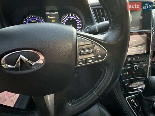 Сірий Інфініті Q50, об'ємом двигуна 2.14 л та пробігом 122 тис. км за 15900 $, фото 37 на Automoto.ua