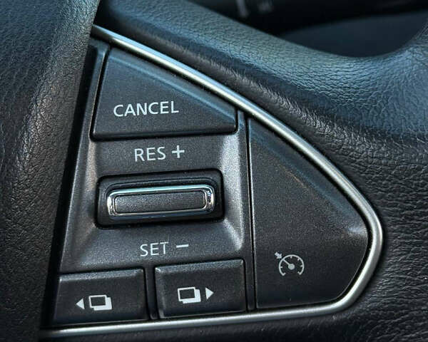 Сірий Інфініті Q50, об'ємом двигуна 3 л та пробігом 177 тис. км за 12999 $, фото 20 на Automoto.ua