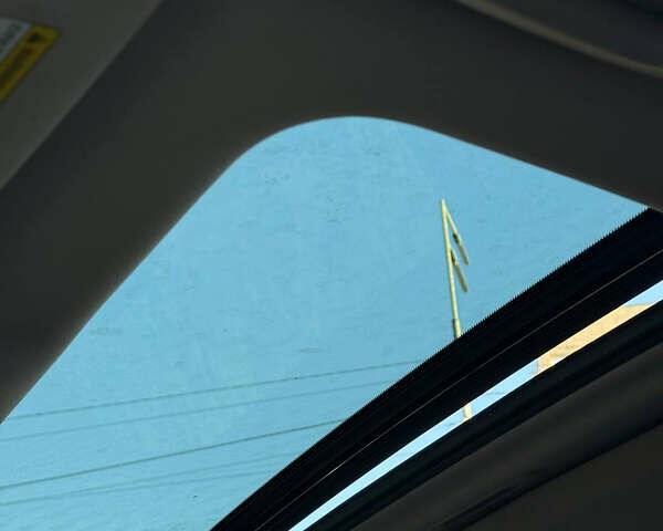 Сірий Інфініті Q50, об'ємом двигуна 3 л та пробігом 177 тис. км за 12999 $, фото 28 на Automoto.ua