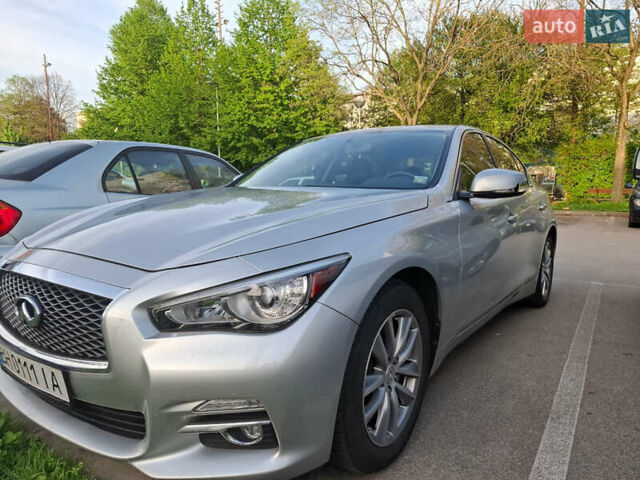Серый Инфинити Q50, объемом двигателя 1.99 л и пробегом 81 тыс. км за 13900 $, фото 2 на Automoto.ua