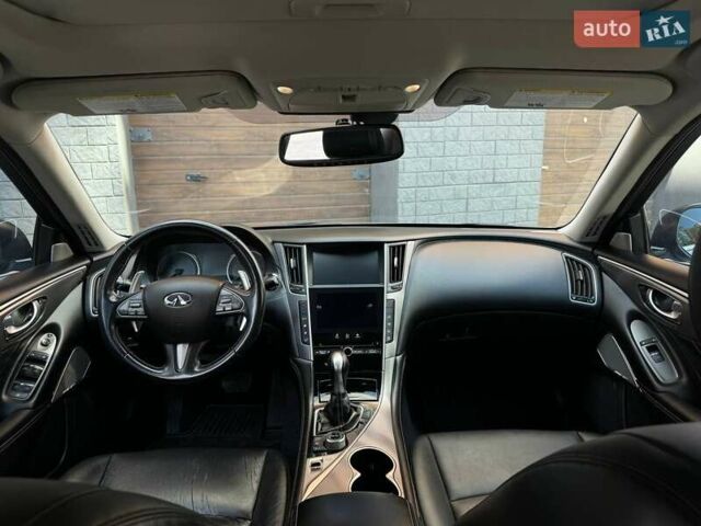 Сірий Інфініті Q50, об'ємом двигуна 3 л та пробігом 165 тис. км за 13900 $, фото 12 на Automoto.ua