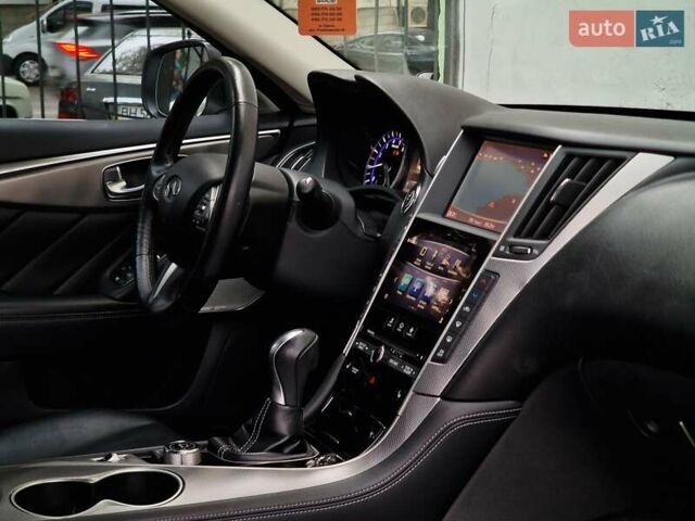 Серый Инфинити Q50, объемом двигателя 3 л и пробегом 81 тыс. км за 15990 $, фото 42 на Automoto.ua