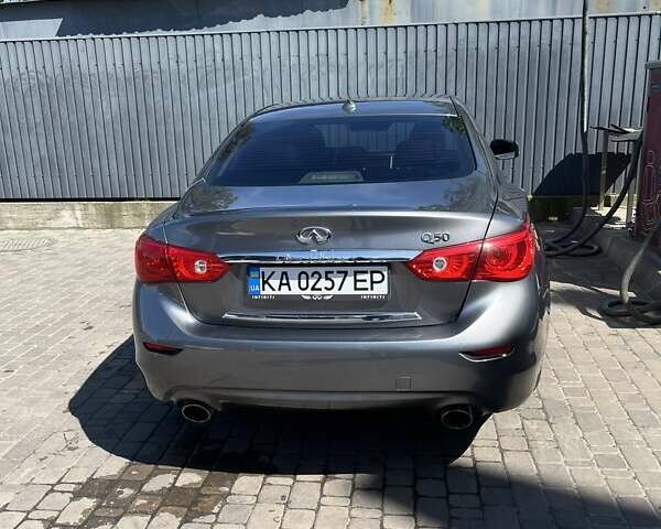 Сірий Інфініті Q50, об'ємом двигуна 1.99 л та пробігом 106 тис. км за 17500 $, фото 3 на Automoto.ua