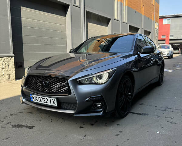 Сірий Інфініті Q50, об'ємом двигуна 2.14 л та пробігом 135 тис. км за 18500 $, фото 1 на Automoto.ua