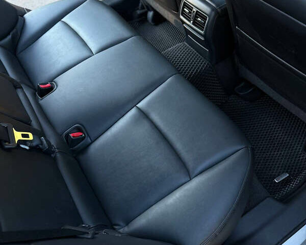 Сірий Інфініті Q50, об'ємом двигуна 3 л та пробігом 177 тис. км за 12999 $, фото 9 на Automoto.ua