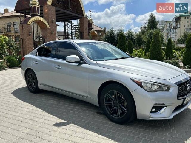 Серый Инфинити Q50, объемом двигателя 2 л и пробегом 123 тыс. км за 13500 $, фото 9 на Automoto.ua