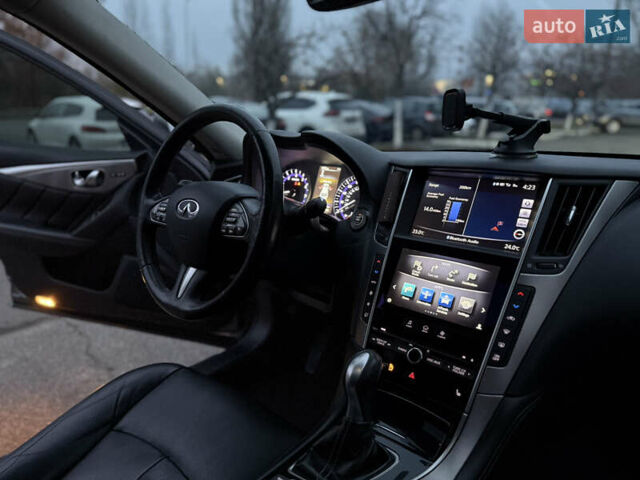 Серый Инфинити Q50, объемом двигателя 1.99 л и пробегом 180 тыс. км за 13900 $, фото 22 на Automoto.ua