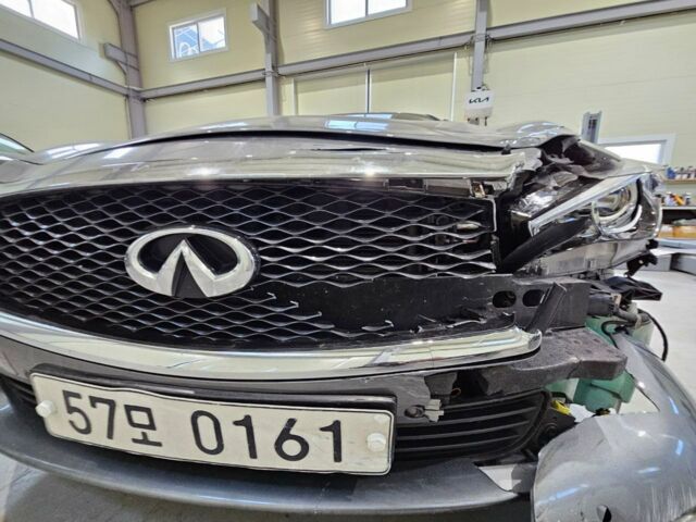 Серый Инфинити Q50, объемом двигателя 2.2 л и пробегом 113 тыс. км за 13300 $, фото 9 на Automoto.ua