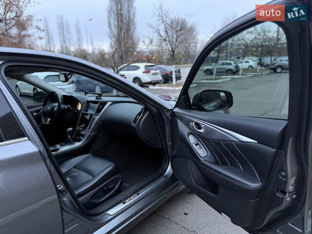 Серый Инфинити Q50, объемом двигателя 1.99 л и пробегом 180 тыс. км за 13900 $, фото 10 на Automoto.ua