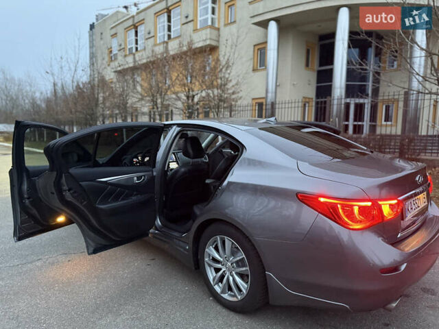 Серый Инфинити Q50, объемом двигателя 1.99 л и пробегом 180 тыс. км за 13900 $, фото 20 на Automoto.ua