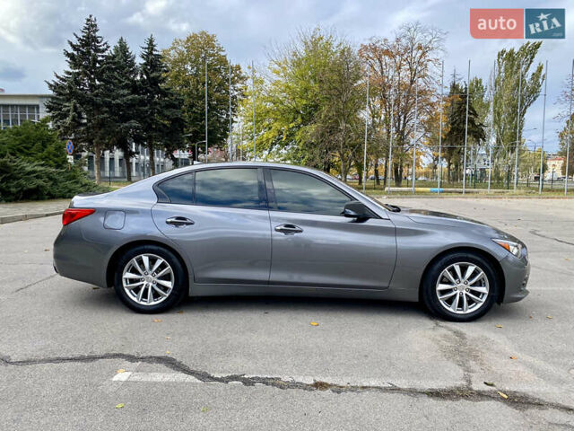Сірий Інфініті Q50, об'ємом двигуна 3 л та пробігом 146 тис. км за 13900 $, фото 3 на Automoto.ua
