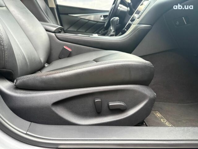 Сірий Інфініті Q50, об'ємом двигуна 3 л та пробігом 205 тис. км за 11450 $, фото 31 на Automoto.ua