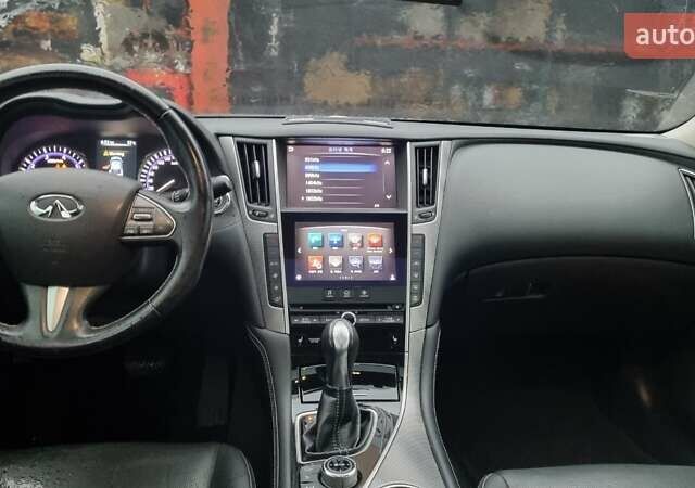Серый Инфинити Q50, объемом двигателя 2.2 л и пробегом 79 тыс. км за 15800 $, фото 5 на Automoto.ua