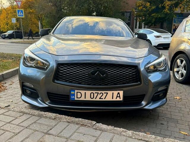Сірий Інфініті Q50, об'ємом двигуна 3 л та пробігом 145 тис. км за 13600 $, фото 1 на Automoto.ua