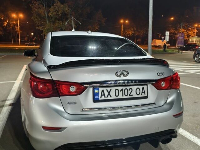 Серый Инфинити Q50, объемом двигателя 3 л и пробегом 96 тыс. км за 13900 $, фото 4 на Automoto.ua