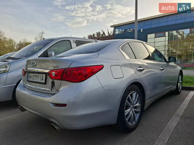 Серый Инфинити Q50, объемом двигателя 1.99 л и пробегом 81 тыс. км за 13900 $, фото 5 на Automoto.ua