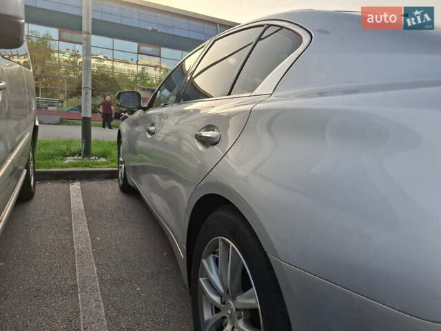 Серый Инфинити Q50, объемом двигателя 1.99 л и пробегом 81 тыс. км за 13900 $, фото 9 на Automoto.ua