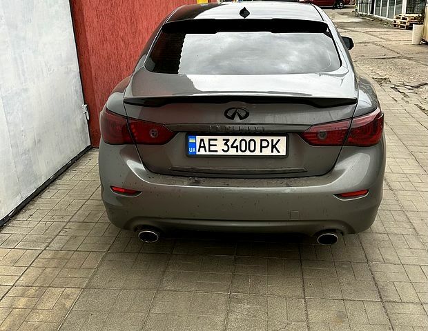 Серый Инфинити Q50, объемом двигателя 2 л и пробегом 90 тыс. км за 18300 $, фото 1 на Automoto.ua