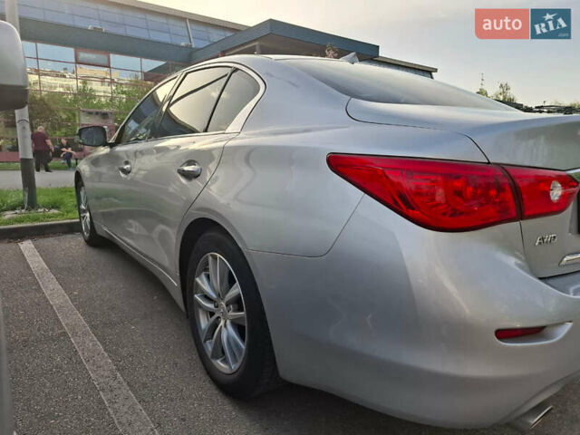 Серый Инфинити Q50, объемом двигателя 1.99 л и пробегом 81 тыс. км за 13900 $, фото 6 на Automoto.ua