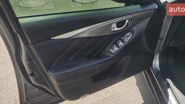 Сірий Інфініті Q50, об'ємом двигуна 2.14 л та пробігом 178 тис. км за 16800 $, фото 13 на Automoto.ua