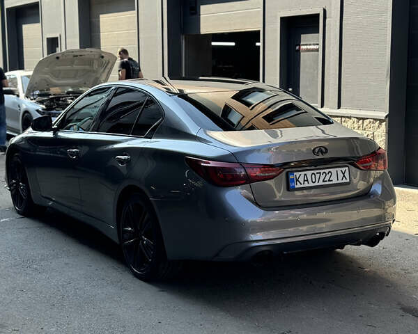 Сірий Інфініті Q50, об'ємом двигуна 2.14 л та пробігом 135 тис. км за 18500 $, фото 5 на Automoto.ua