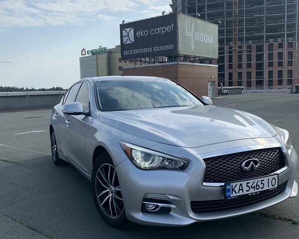 Сірий Інфініті Q50, об'ємом двигуна 1.99 л та пробігом 256 тис. км за 16000 $, фото 1 на Automoto.ua