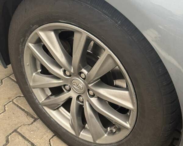 Сірий Інфініті Q50, об'ємом двигуна 1.99 л та пробігом 155 тис. км за 13000 $, фото 7 на Automoto.ua