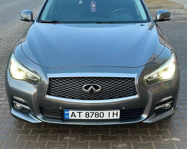 Сірий Інфініті Q50, об'ємом двигуна 2 л та пробігом 173 тис. км за 15500 $, фото 2 на Automoto.ua