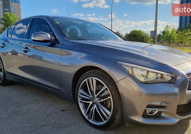 Серый Инфинити Q50, объемом двигателя 2.14 л и пробегом 84 тыс. км за 18500 $, фото 2 на Automoto.ua