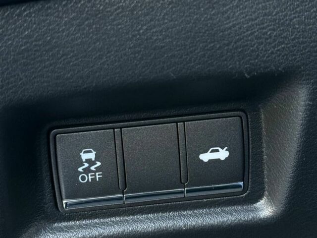 Сірий Інфініті Q50, об'ємом двигуна 3 л та пробігом 177 тис. км за 12999 $, фото 18 на Automoto.ua