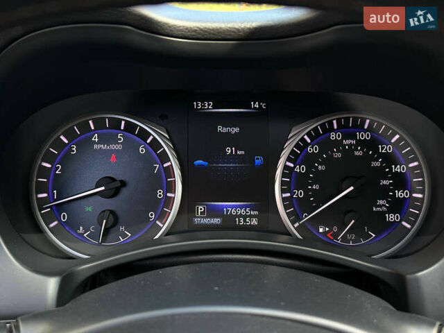 Сірий Інфініті Q50, об'ємом двигуна 3 л та пробігом 177 тис. км за 12999 $, фото 12 на Automoto.ua