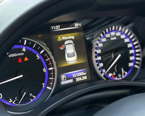 Сірий Інфініті Q50, об'ємом двигуна 2.14 л та пробігом 135 тис. км за 18500 $, фото 10 на Automoto.ua