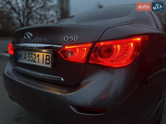 Серый Инфинити Q50, объемом двигателя 1.99 л и пробегом 180 тыс. км за 13900 $, фото 13 на Automoto.ua