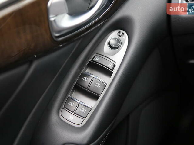 Серый Инфинити Q50, объемом двигателя 2.98 л и пробегом 100 тыс. км за 16500 $, фото 24 на Automoto.ua