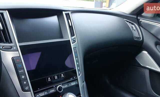 Серый Инфинити Q50, объемом двигателя 3 л и пробегом 86 тыс. км за 16250 $, фото 14 на Automoto.ua