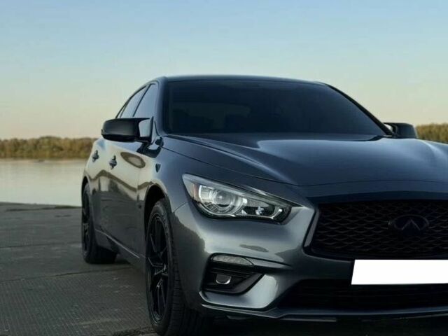 Серый Инфинити Q50, объемом двигателя 2 л и пробегом 127 тыс. км за 10100 $, фото 1 на Automoto.ua