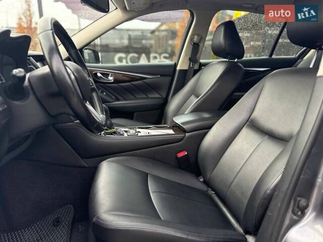 Серый Инфинити Q50, объемом двигателя 3 л и пробегом 170 тыс. км за 16500 $, фото 13 на Automoto.ua