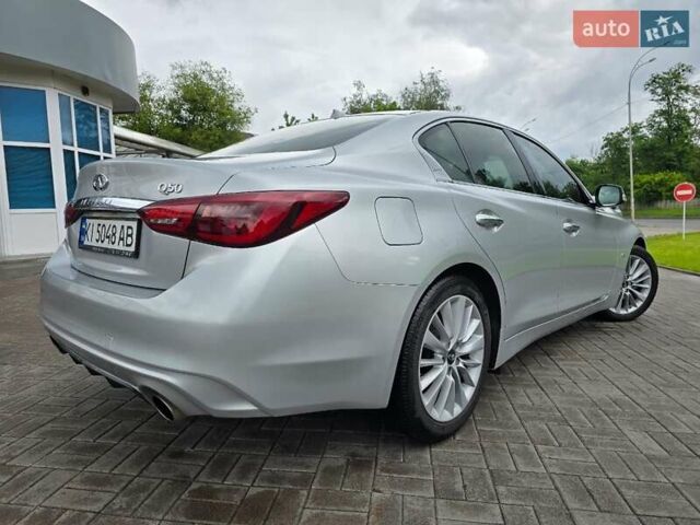 Серый Инфинити Q50, объемом двигателя 3 л и пробегом 178 тыс. км за 14300 $, фото 4 на Automoto.ua