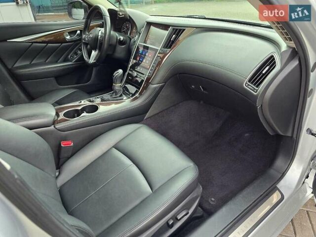 Серый Инфинити Q50, объемом двигателя 3 л и пробегом 178 тыс. км за 14300 $, фото 9 на Automoto.ua