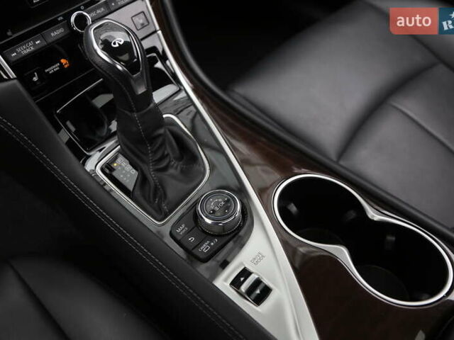 Серый Инфинити Q50, объемом двигателя 2.98 л и пробегом 100 тыс. км за 16500 $, фото 20 на Automoto.ua