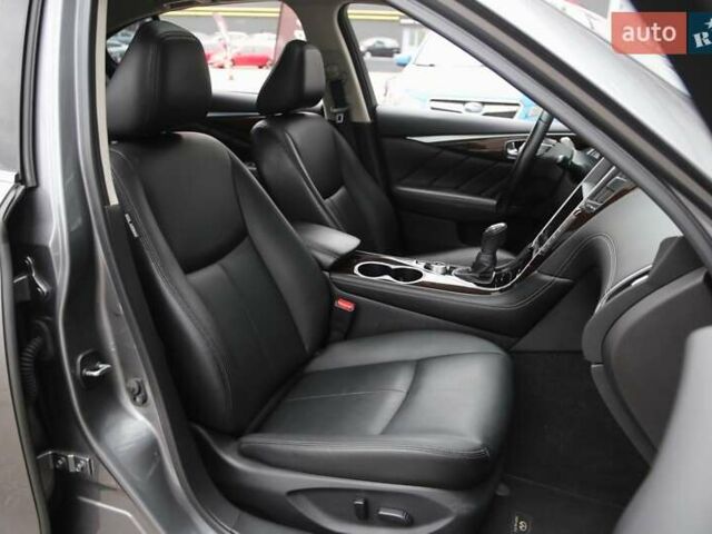 Серый Инфинити Q50, объемом двигателя 2.98 л и пробегом 100 тыс. км за 16500 $, фото 11 на Automoto.ua