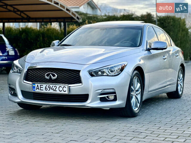 Сірий Інфініті Q50, об'ємом двигуна 3 л та пробігом 95 тис. км за 12700 $, фото 14 на Automoto.ua