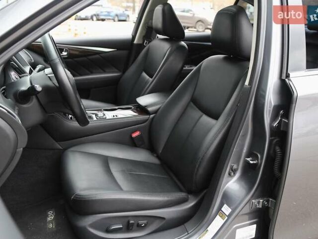 Серый Инфинити Q50, объемом двигателя 2.98 л и пробегом 100 тыс. км за 16500 $, фото 8 на Automoto.ua