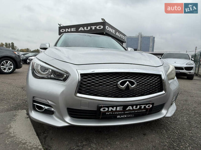 Серый Инфинити Q50, объемом двигателя 3 л и пробегом 132 тыс. км за 11990 $, фото 9 на Automoto.ua
