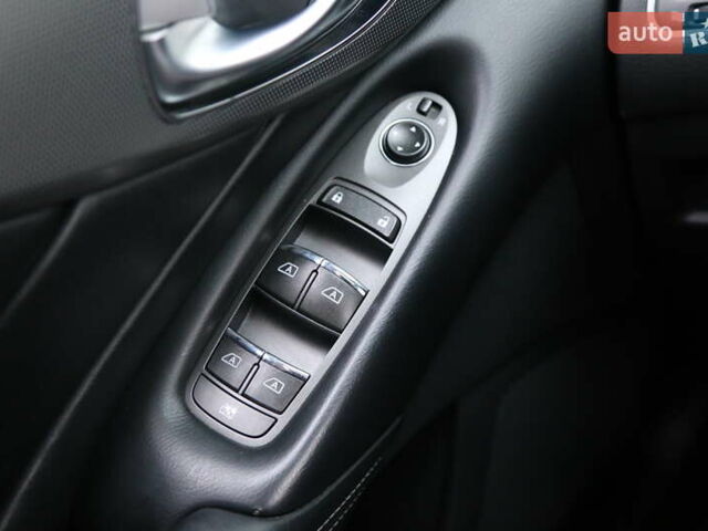 Серый Инфинити Q50, объемом двигателя 3 л и пробегом 60 тыс. км за 16900 $, фото 22 на Automoto.ua